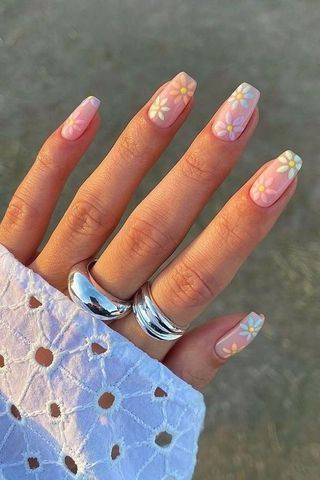 flower finger nail polish design