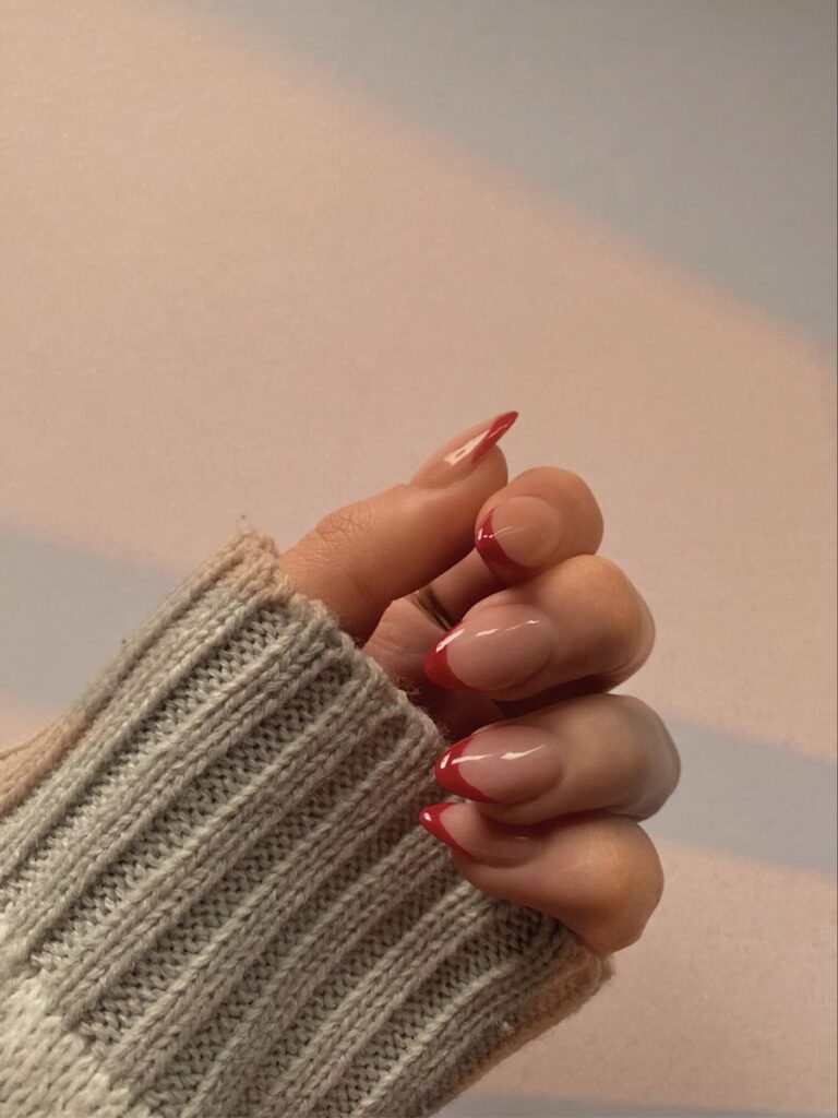 clear fingernails with red tips