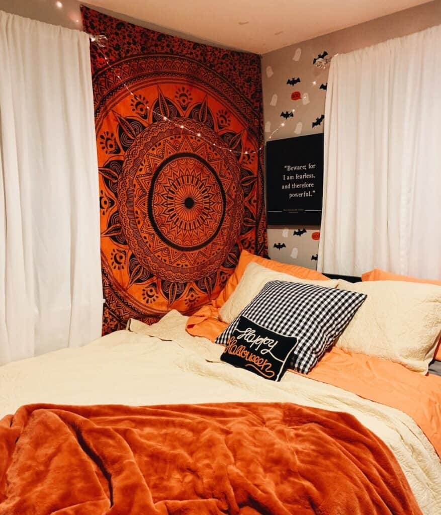 orange and black Halloween dorm decor