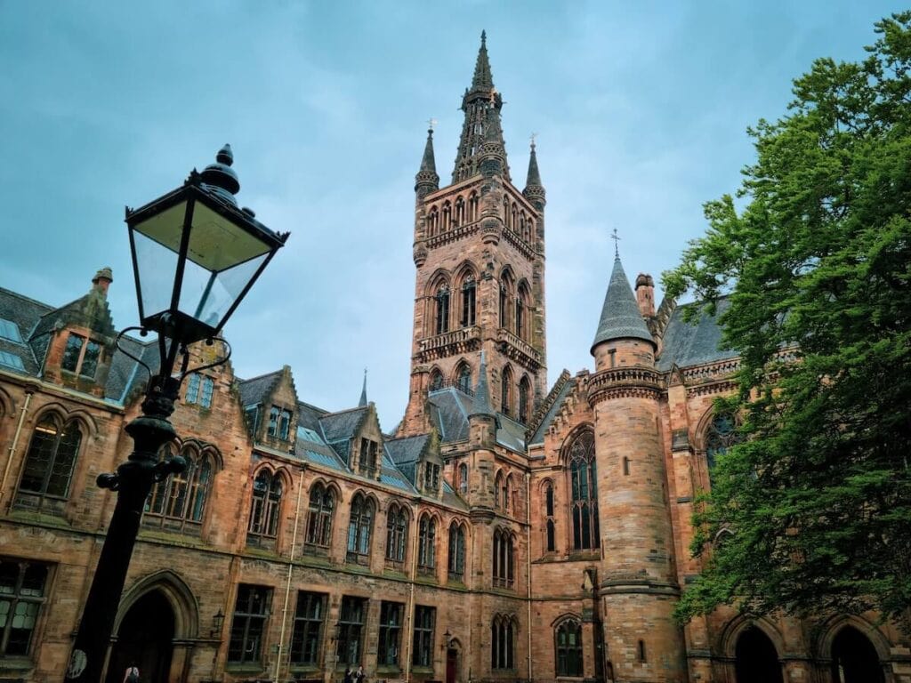 University of Glasgow - schools that look like Hogwarts